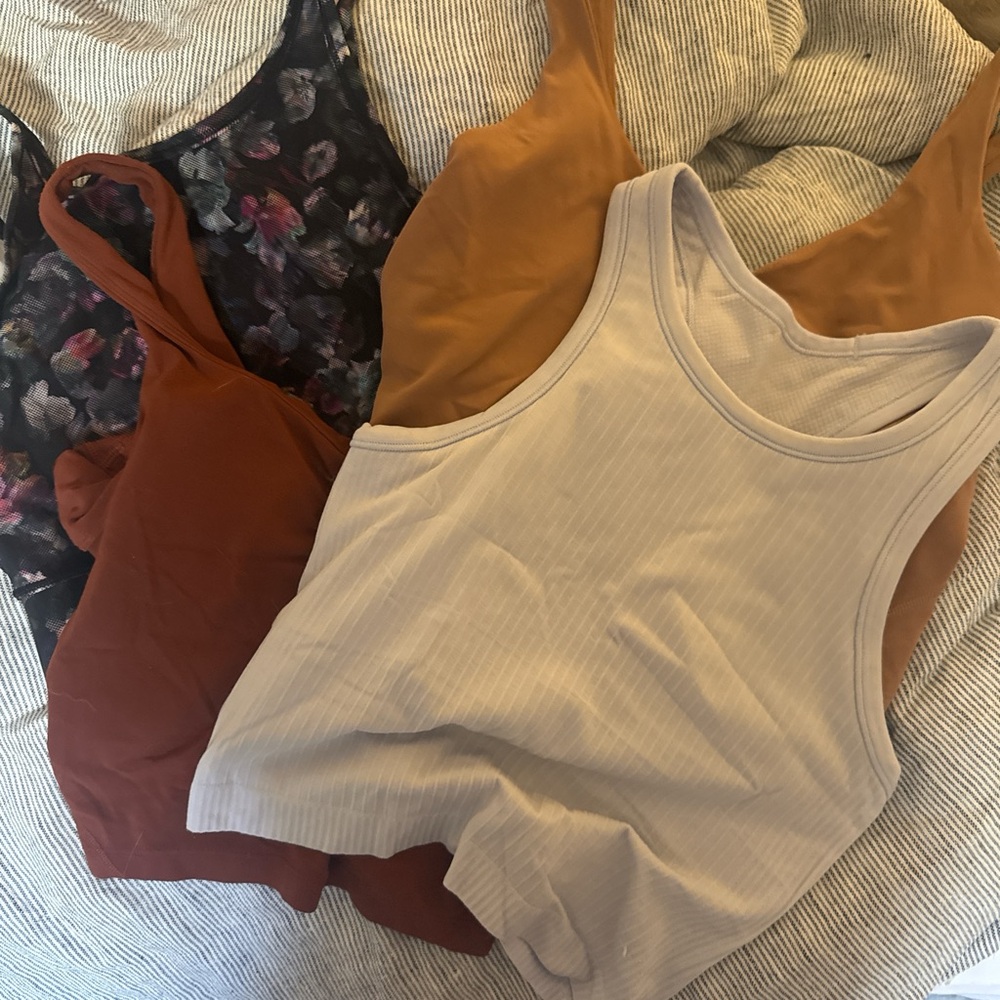 Lululemon align tank bundle
